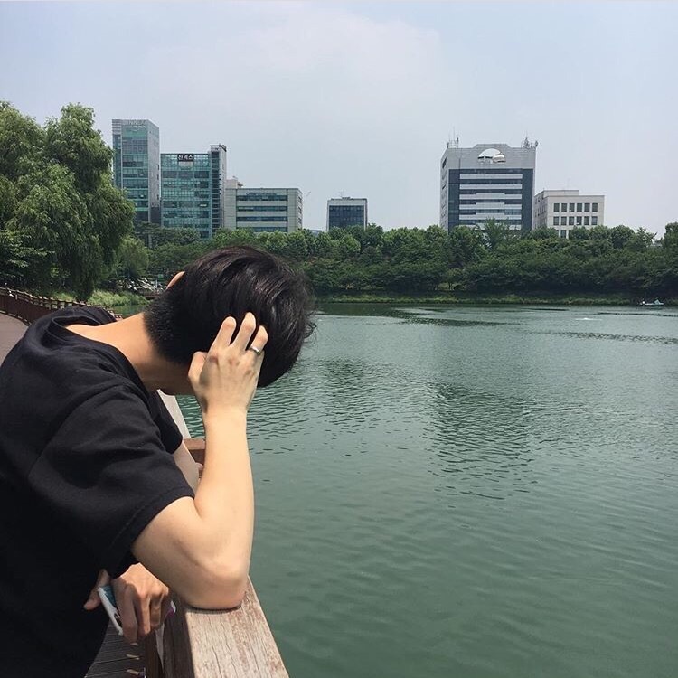 应宁辉希