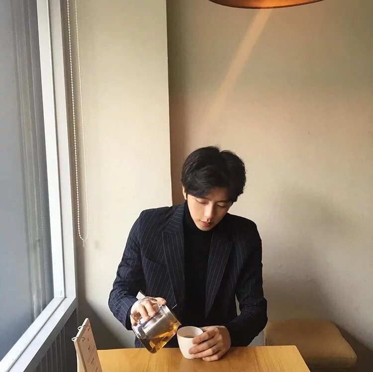 赵有友红