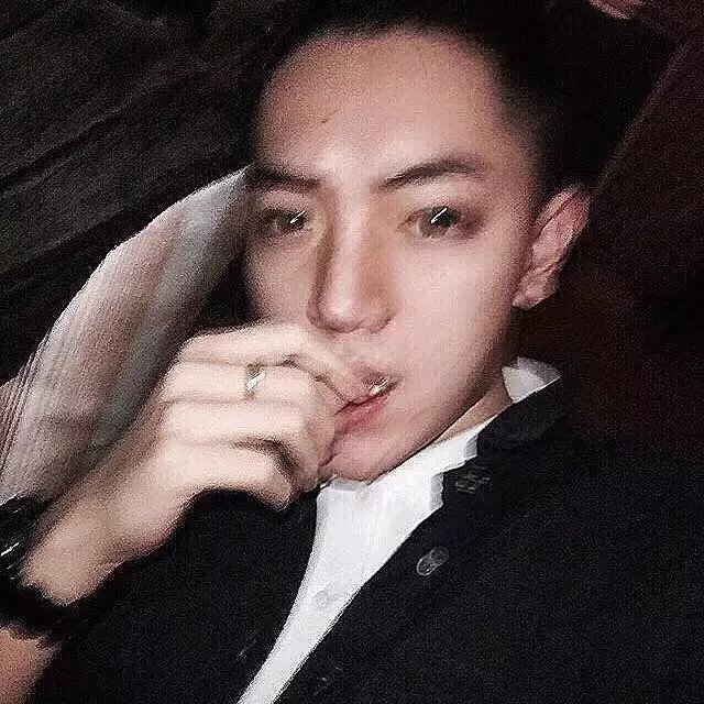 祁琳瑶伟
