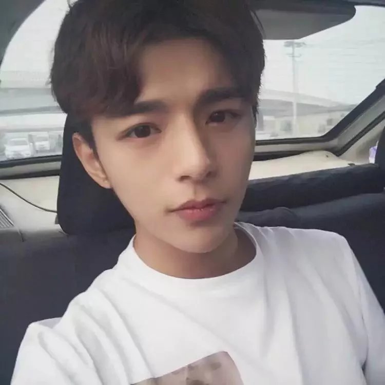 鲁翔航娴