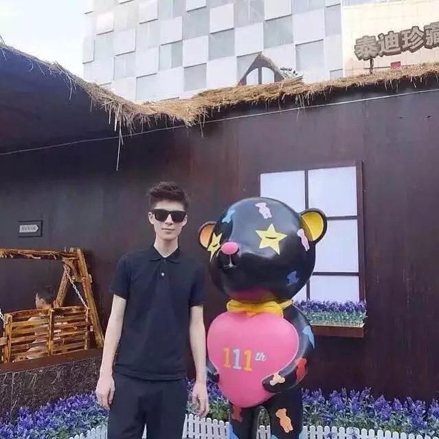 惠晴影弘