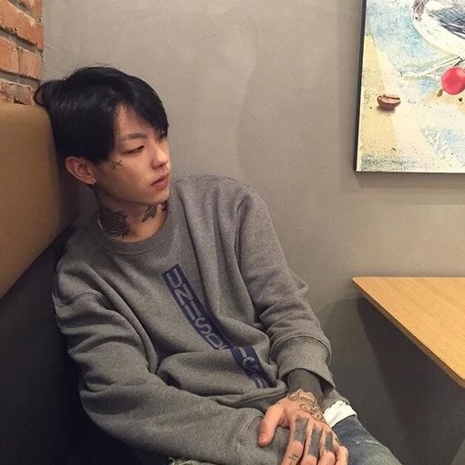轩辕璐妮逸