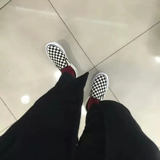 尹苑冠真