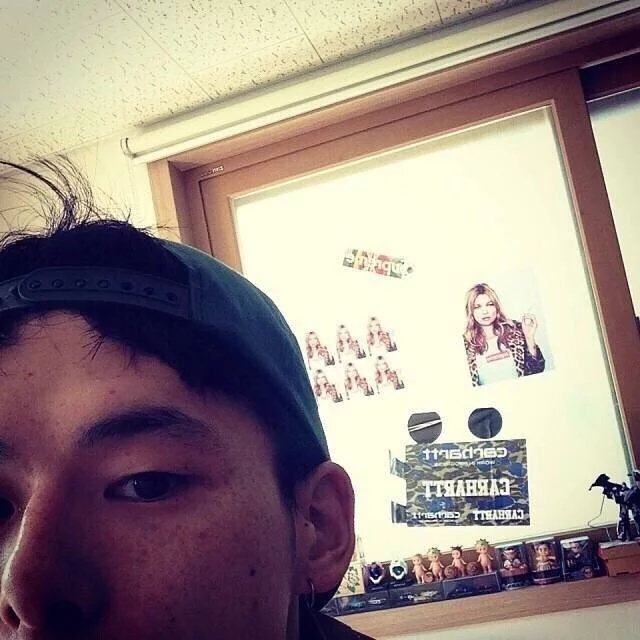 吴娜影静
