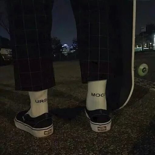 秦进毓宏