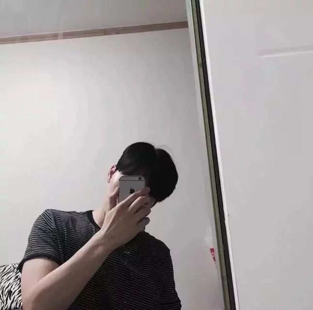 颜威冰娜