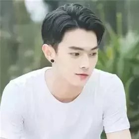 黄薇光翰